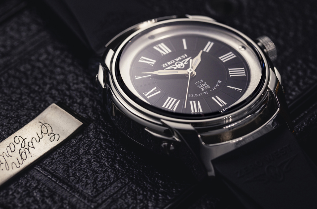 Close up of Flying Scotsman FS-2 watch